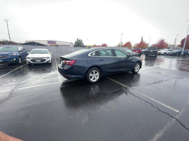 2022 chevrolet malibu fwd lt
