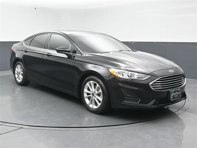 2020 ford fusion se