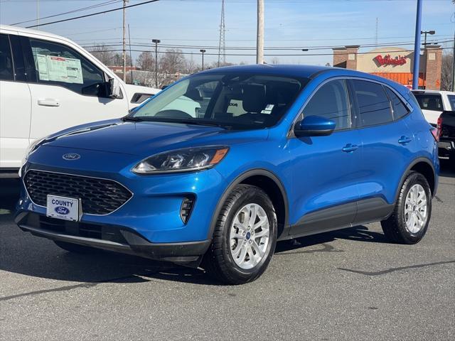 2021 ford escape se