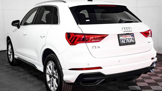 2022 Audi Q3