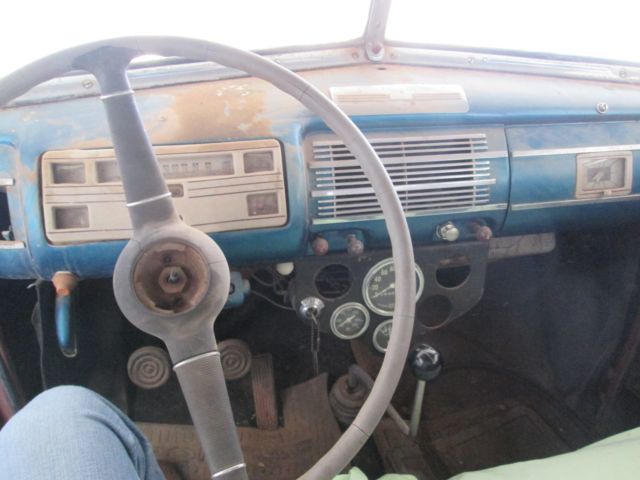 1940 ford deluxe with additional parts car