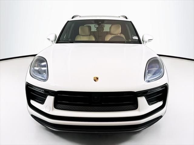 2024 porsche macan base