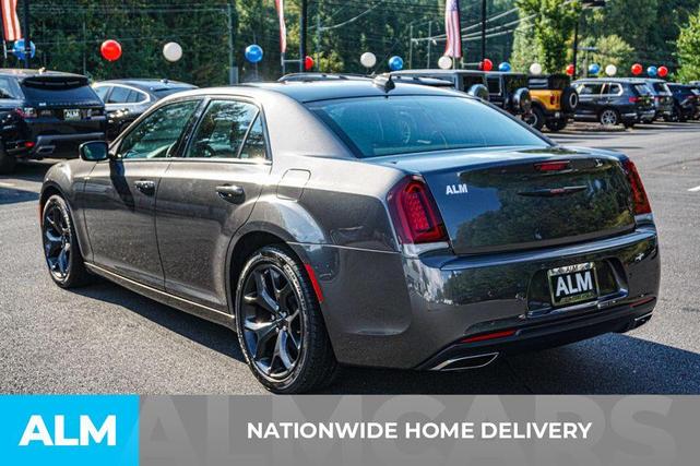 2023 chrysler 300 s