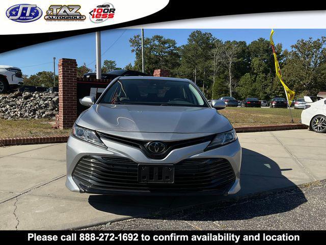 2019 toyota camry le