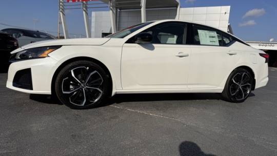 2025 Nissan Altima