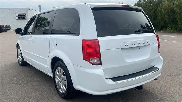 2016 dodge grand caravan avp/se