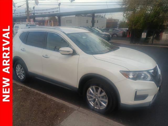 2020 nissan rogue sv