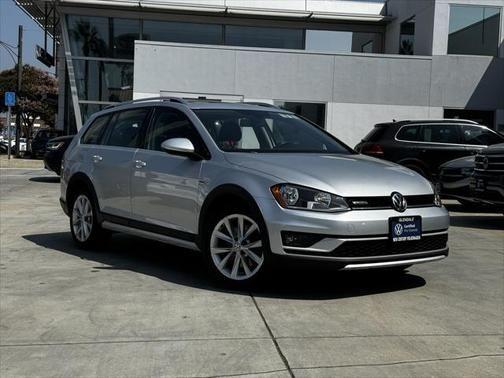 2017 volkswagen golf alltrack