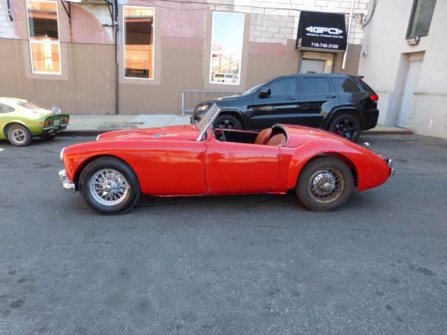 1961 mga mkii with running engine for restoration