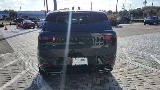 2025 Land Rover Range Rover Sport