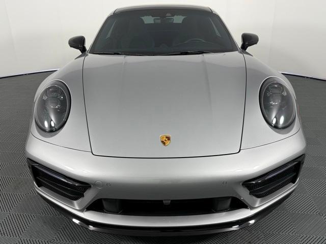 2023 porsche 911 carrera gts