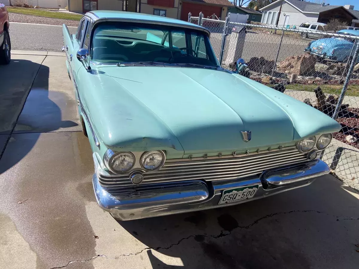 1959 chrysler saratoga sedan green