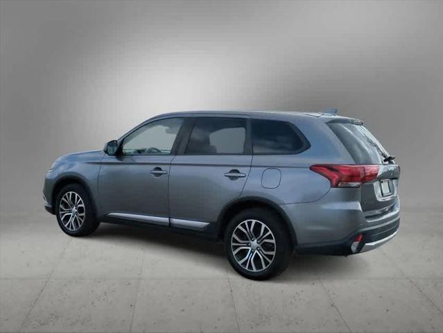 2018 mitsubishi outlander se