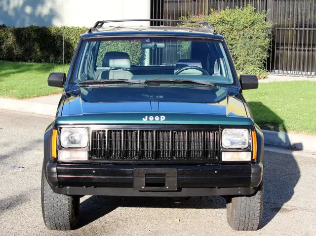 california original. 1993 jeep cherokee sport 4x4, 2 owner, 100% rust free, 5spd