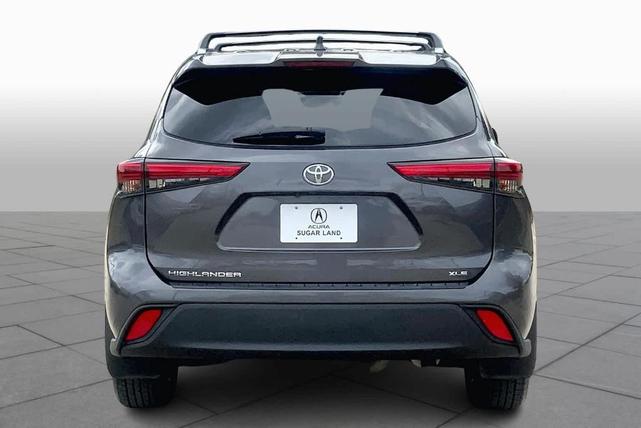 2021 toyota highlander xle