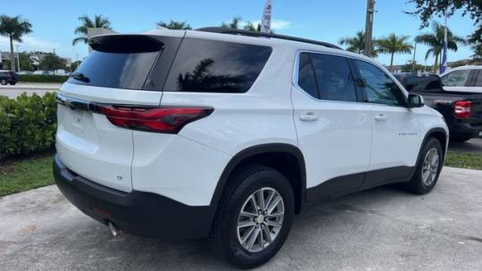 2022 chevrolet traverse lt leather