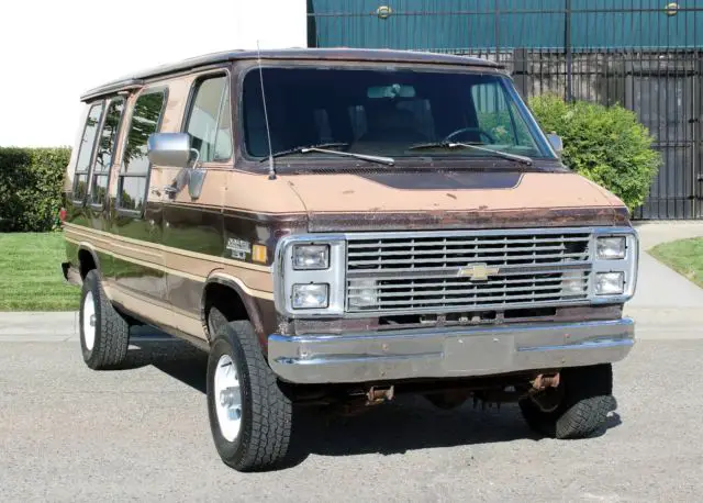 1984 chevrolet g20, conversion van 4x4, 90k orig miles, runs a+, **no reserve**