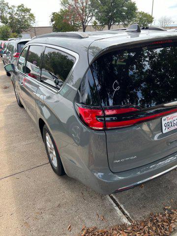 2022 chrysler pacifica touring l