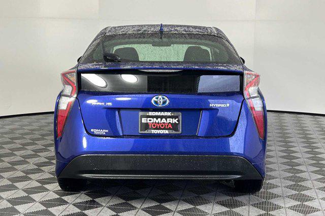 2017 toyota prius two