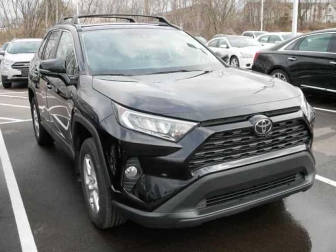 2021 toyota rav4 xle in lino lakes, minnesota