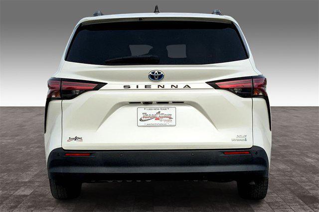 2021 toyota sienna xle 8 passenger