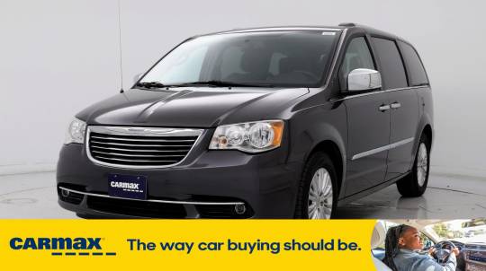 2016 Chrysler Town & Country