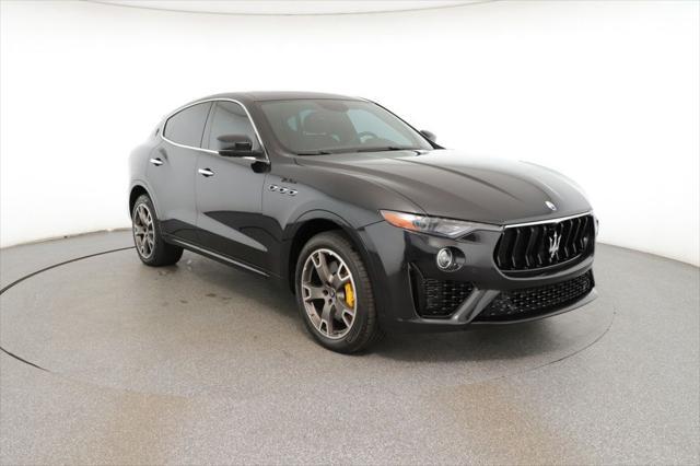 2022 maserati levante modena