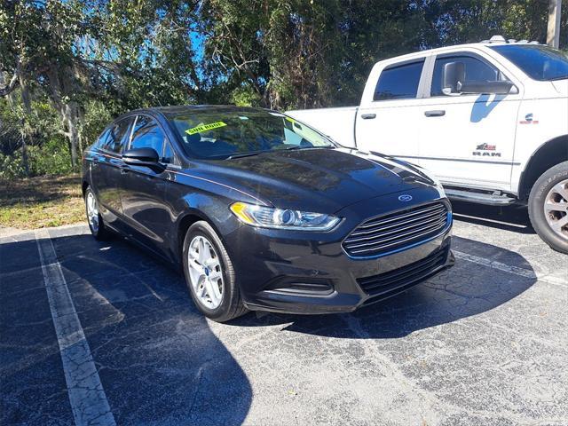 2014 ford fusion se