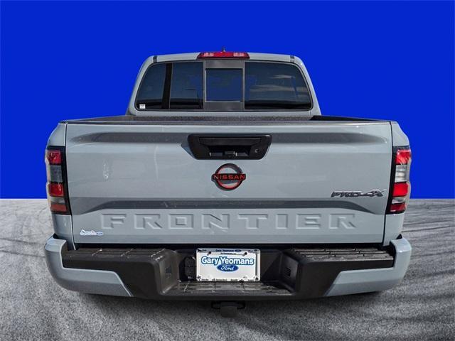 2022 nissan frontier pro-4x