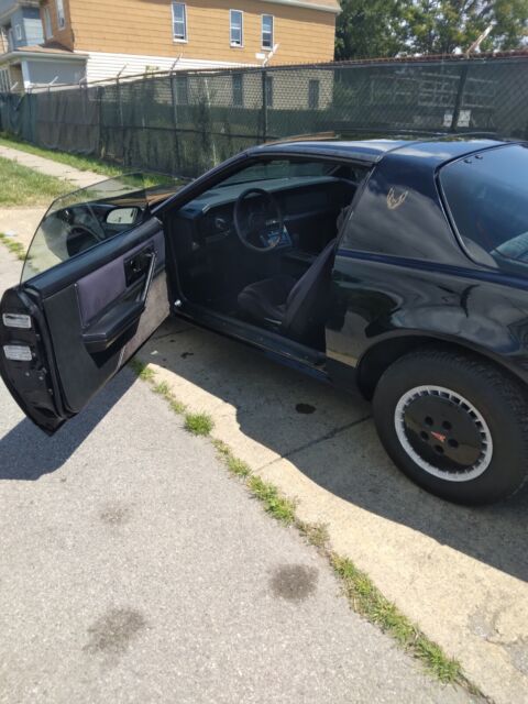 perfect knight rider car, or daily driver!