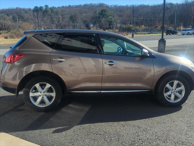 2010 nissan murano s