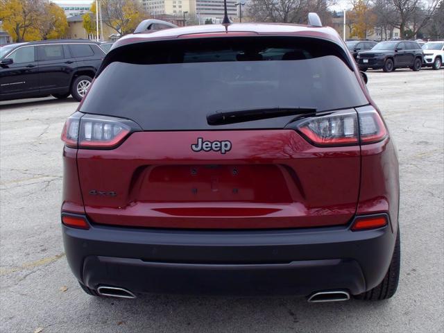2021 jeep cherokee latitude lux