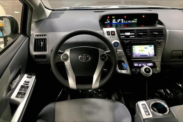 2013 toyota prius v three