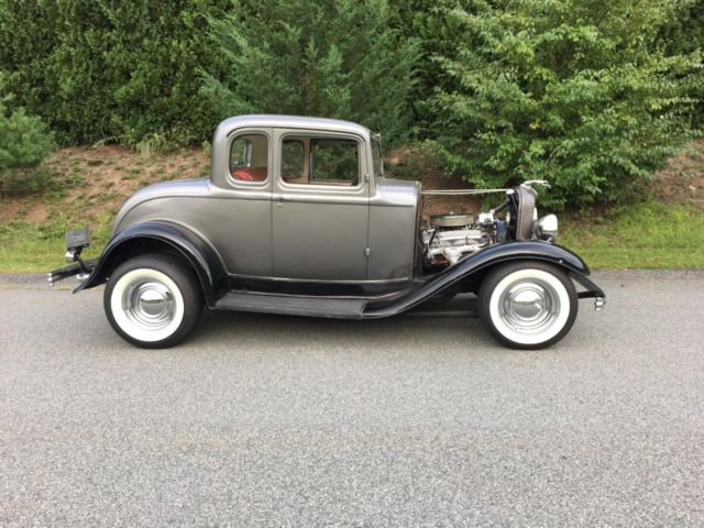 1932 ford model b 5-window coupe all steel hotrod
