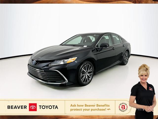 2022 toyota camry hybrid xle