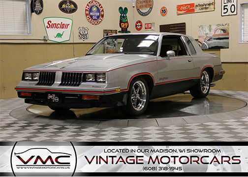5.0 liter v-8 engine - fantastic shape- show quality