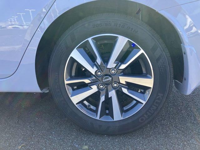 2024 nissan versa 1.6 sv