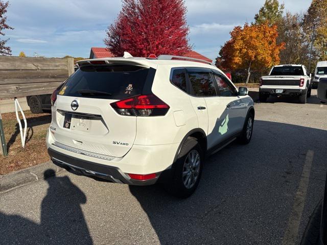2017 nissan rogue sv