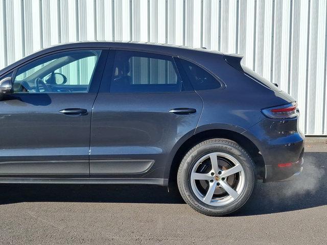 2021 porsche macan base