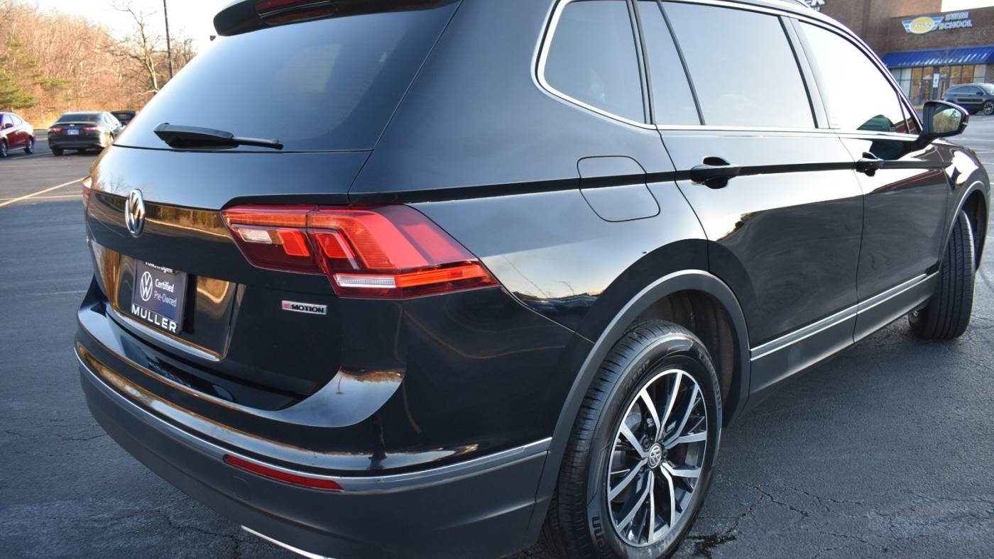 2021 volkswagen tiguan se r-line black