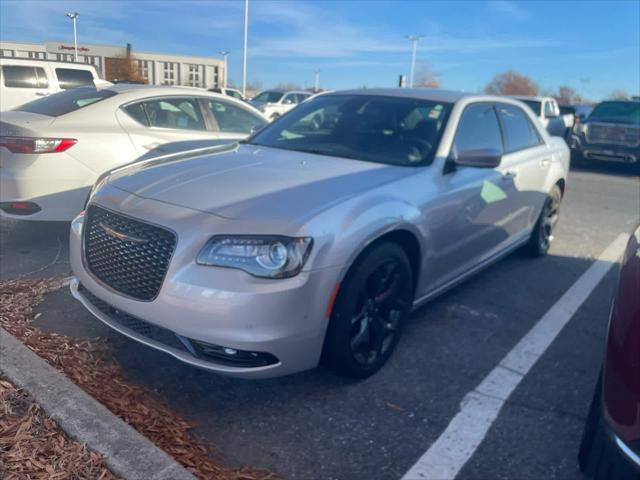 2023 chrysler 300 s