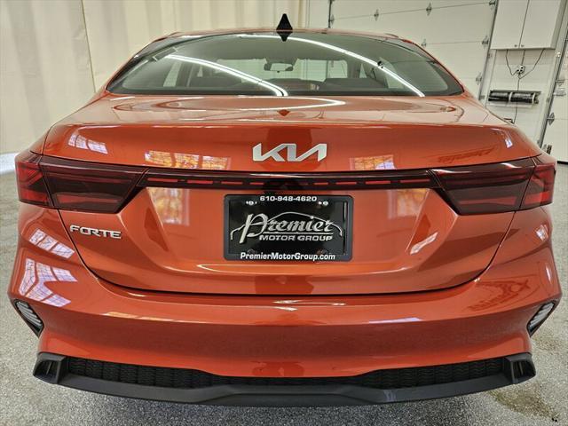 2022 kia forte lxs