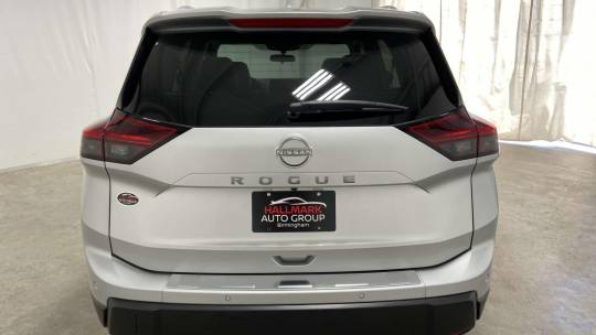 new 2025 nissan rogue sv fwd