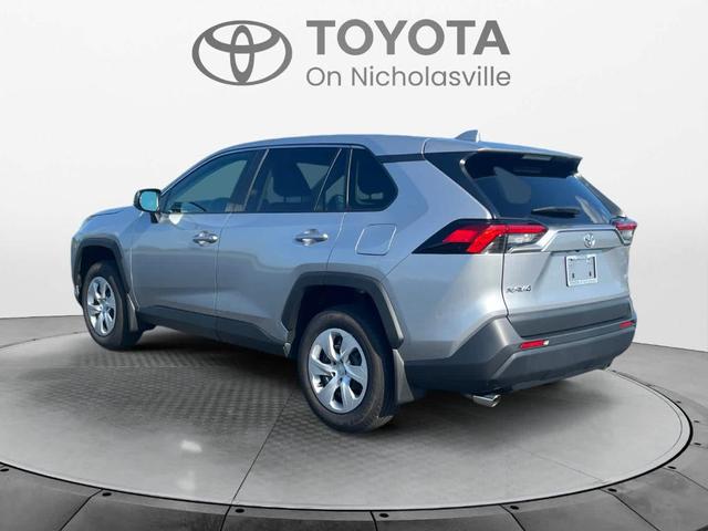 2021 toyota rav4 le