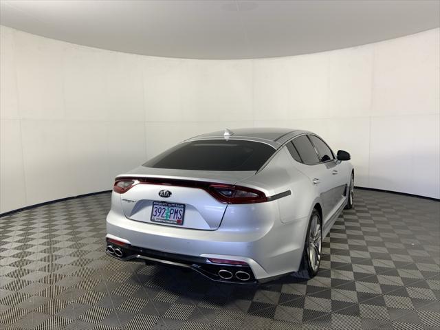 2018 kia stinger base