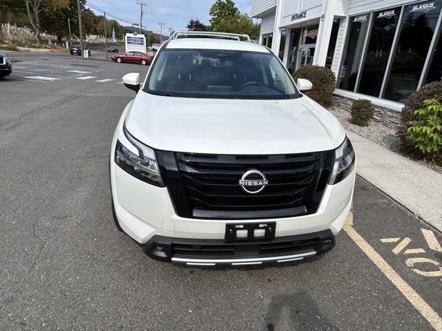 2023 nissan pathfinder sl 4wd