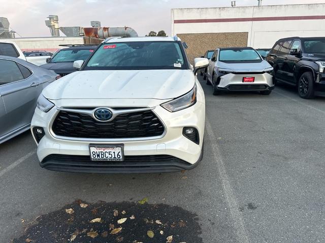 2021 toyota highlander hybrid xle
