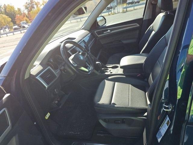 2021 volkswagen atlas 3.6 v6 se w/ technology r-line