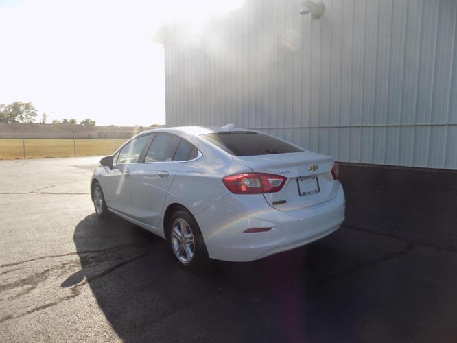 used 2016 chevrolet cruze lt sedan dover, de 19903 for sale in dover, delaware