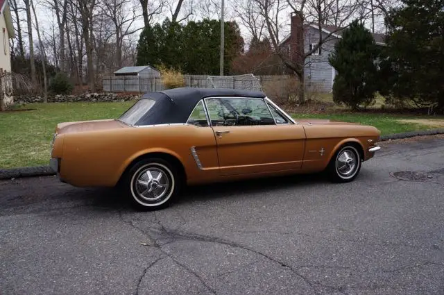 1965 ford mustang - convertible